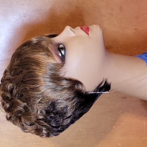 Short Two Tone Curly Wig - Picture 2 of 6